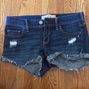 Hollister low rise short-short. Size 5. Worn twice